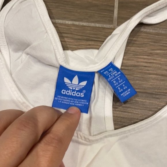 Adidas Women White Pineapple Graphic Sleeveless Tank Top with Size Medium - Picture 3 of 4